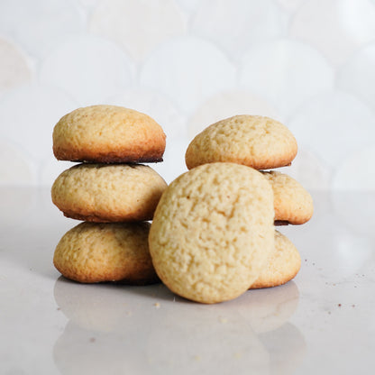 Delight in the timeless flavor of our Sugar-Free Vanilla Cookies. A&nbsp;soft, buttery treat with the perfect hint of vanilla in every bite. Made with clean, wholesome ingredients and no sugar, these cookies are a guilt-free indulgence that satisfies your sweet tooth while supporting your healthier lifestyle.