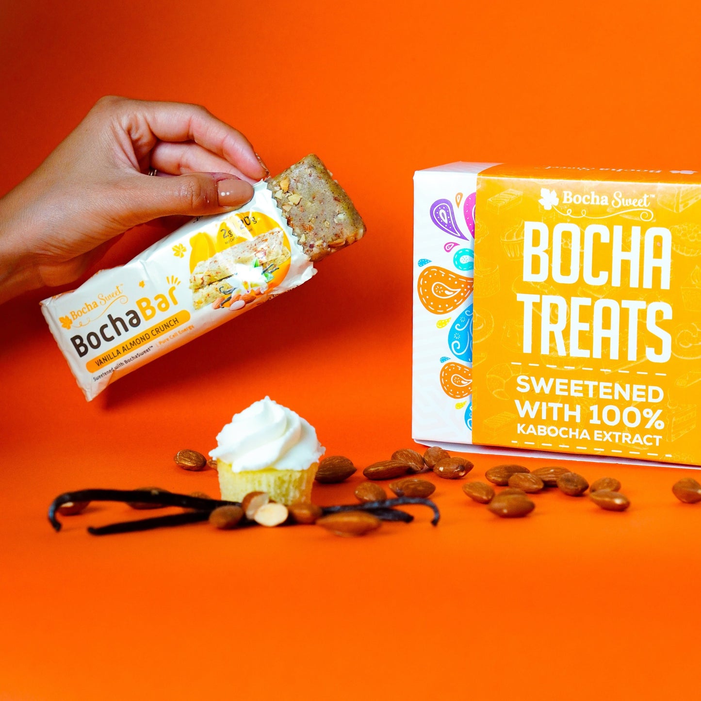 BOCHABAR - VANILLA ALMOND CRUNCH (BOX OF 12)